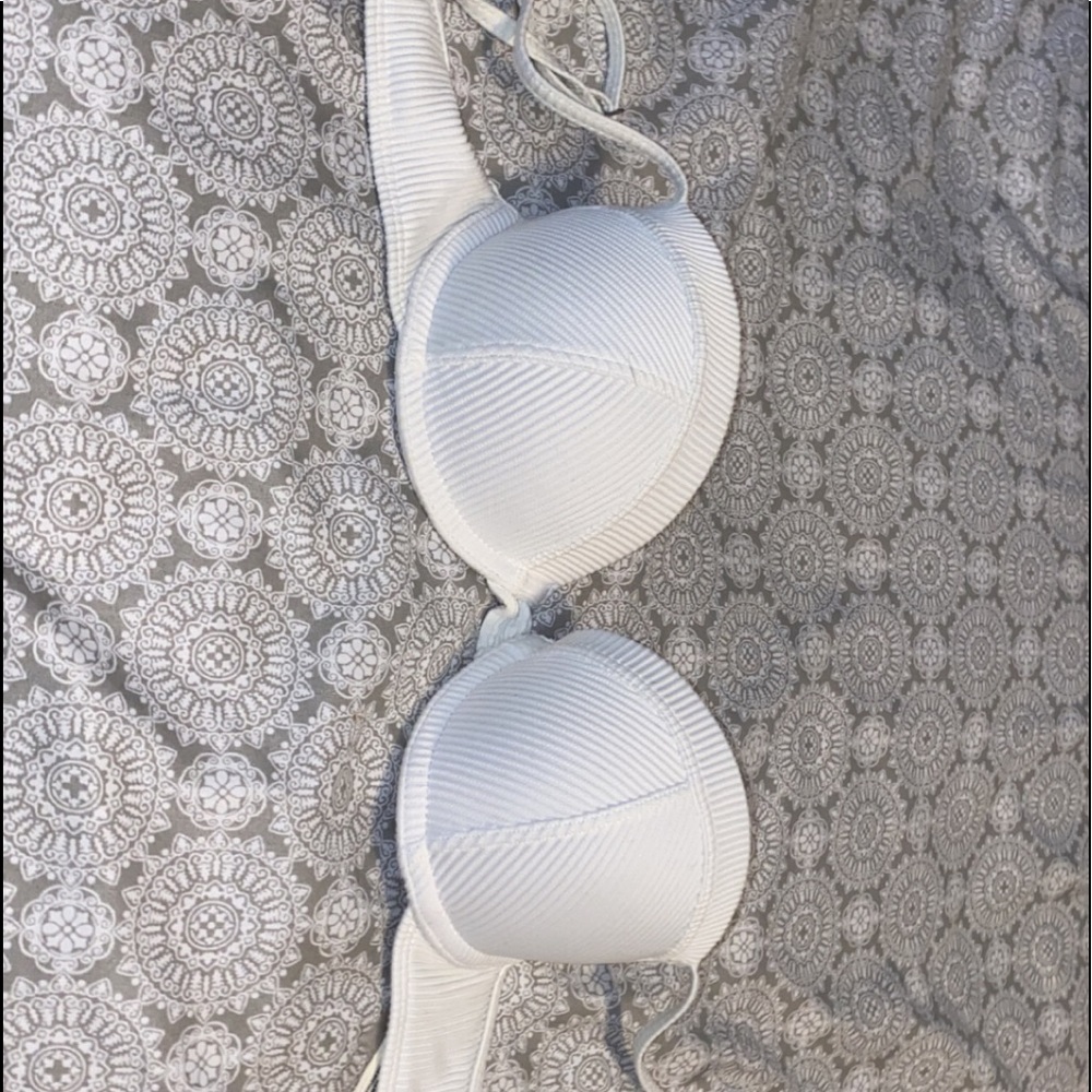 Bathing suit top - Picture 1 of 1